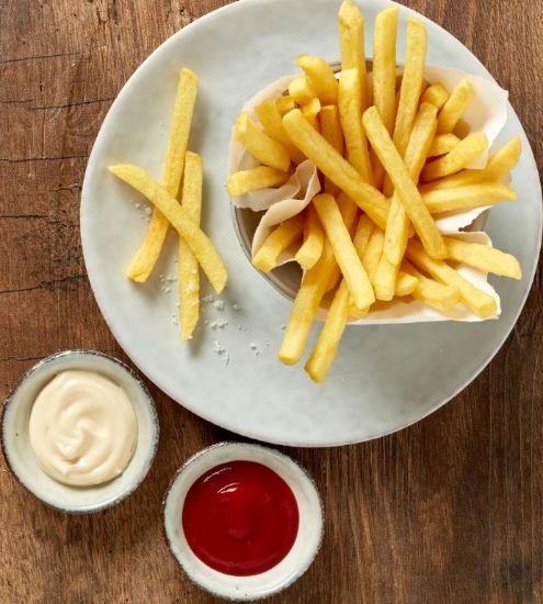Bild von COATED Pommes frites Normalschnitt 9 mm 4 x 2,5 kg