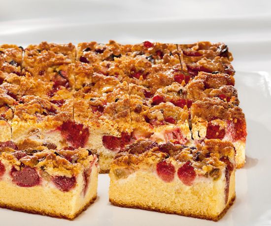 Bild von PFALZGRAF Rhabarber-Erdbeer-Blechkuchen 2000g mit der Beschreibung 20 geschnitten ODZ