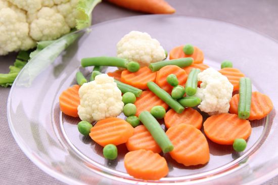 Bild von Sommergemüse 2500 g  mit der Beschreibung Erbsen,Karotten,Blumenkohl
